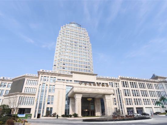                        金陵国际