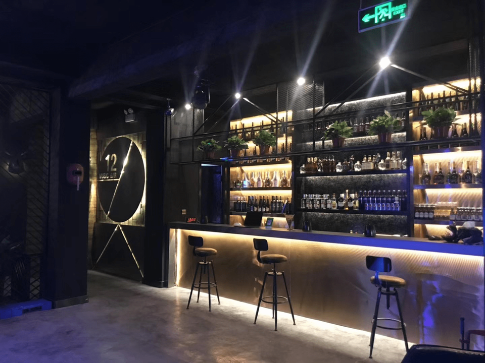 张掖百慕大酒吧