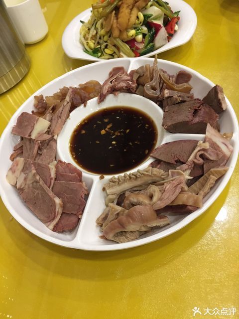 萬貫驢肉火燒九原店