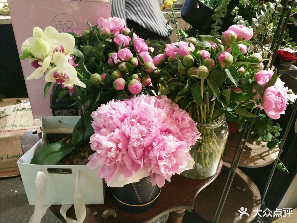 合肥市 购物服务 综合市场 花店 > 塔莎花园鲜花店(政务店)