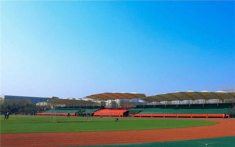 中原工学院信息商务学院-北区