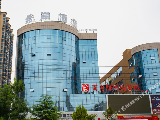 希岸轻雅酒店睢县丹尼斯店