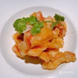 h***:位置:海沧天虹商场最边上外围,这家的老知青和食汇堂在一起,菜单
