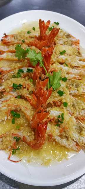 蒜蓉粉丝蒸罗氏虾图片