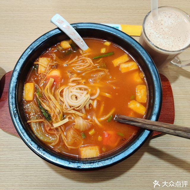 格朗合鸡汤米线光荣道店