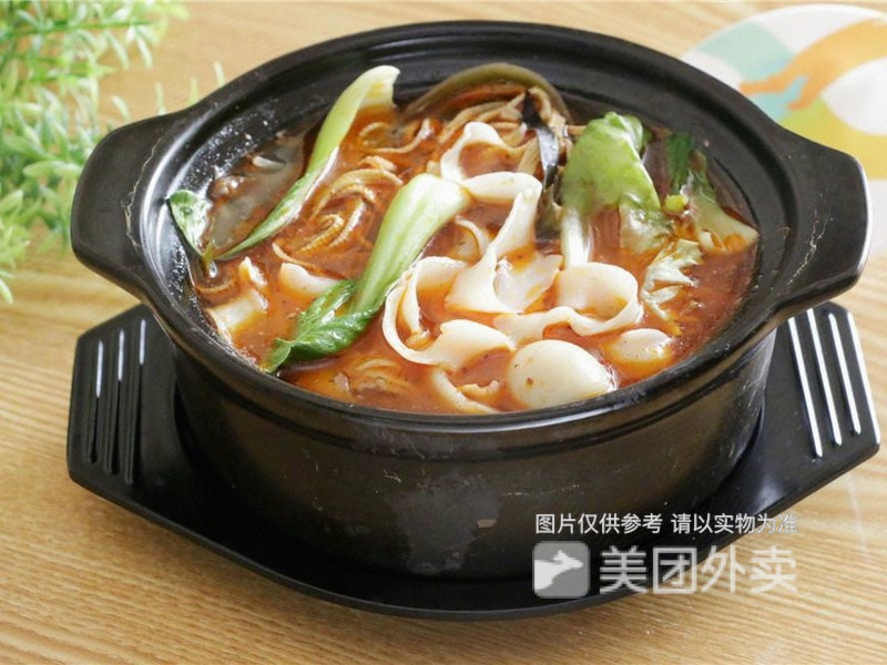 砂锅刀削面图片