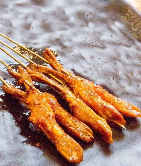 烤鸭舌图片
