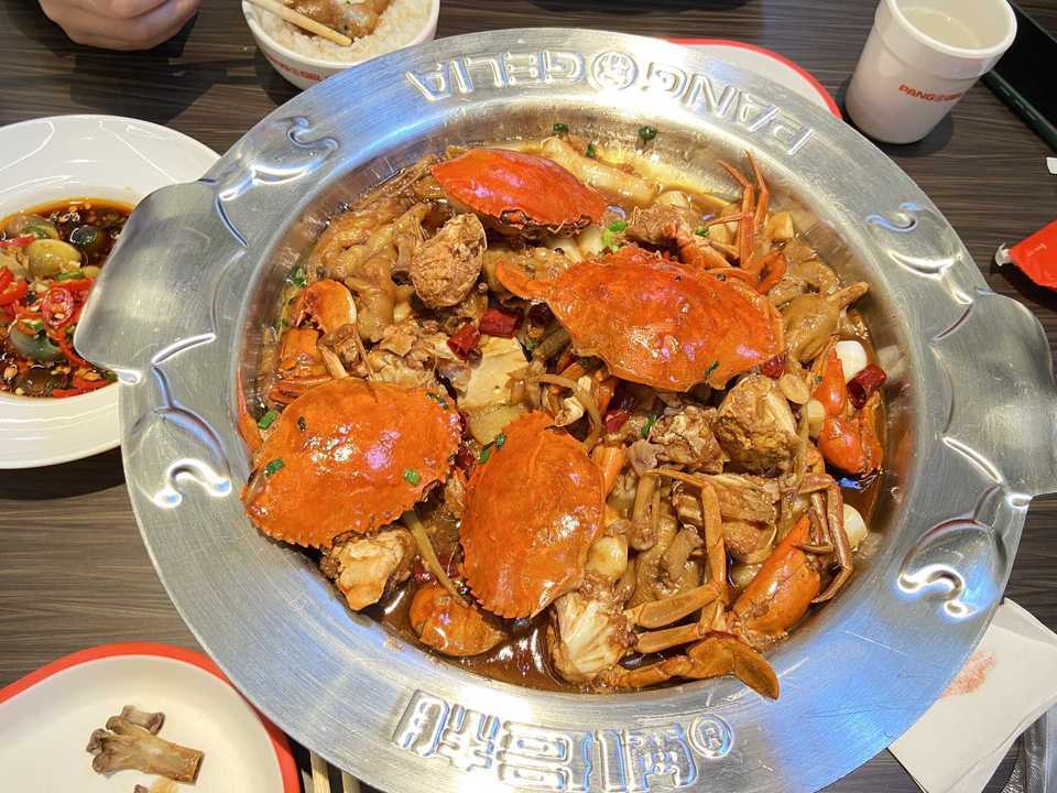 周口市川汇区开元大道与五一路交叉口西100米路南万达广场室内步行街