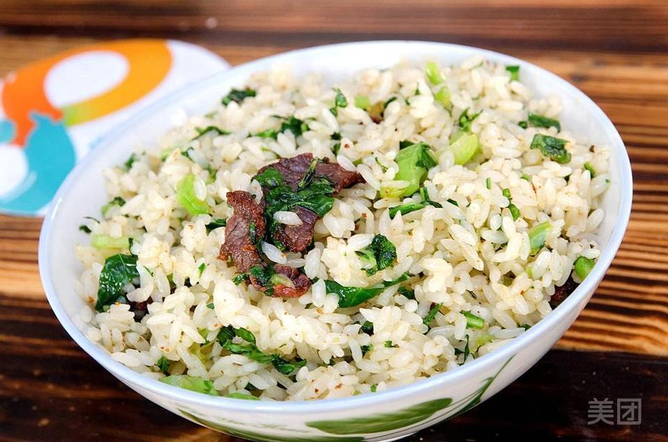 红河干巴炒饭图片