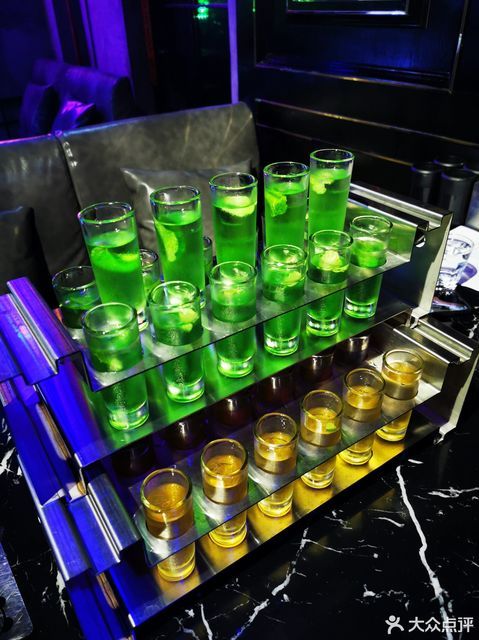 贰麻酒馆月湖盛园店