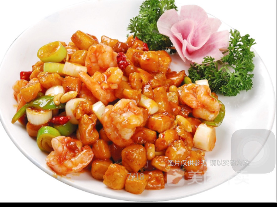 爆款麻辣小龙虾宫保鸡丁盖饭推荐菜:千品园饭店位于天津市滨海新区