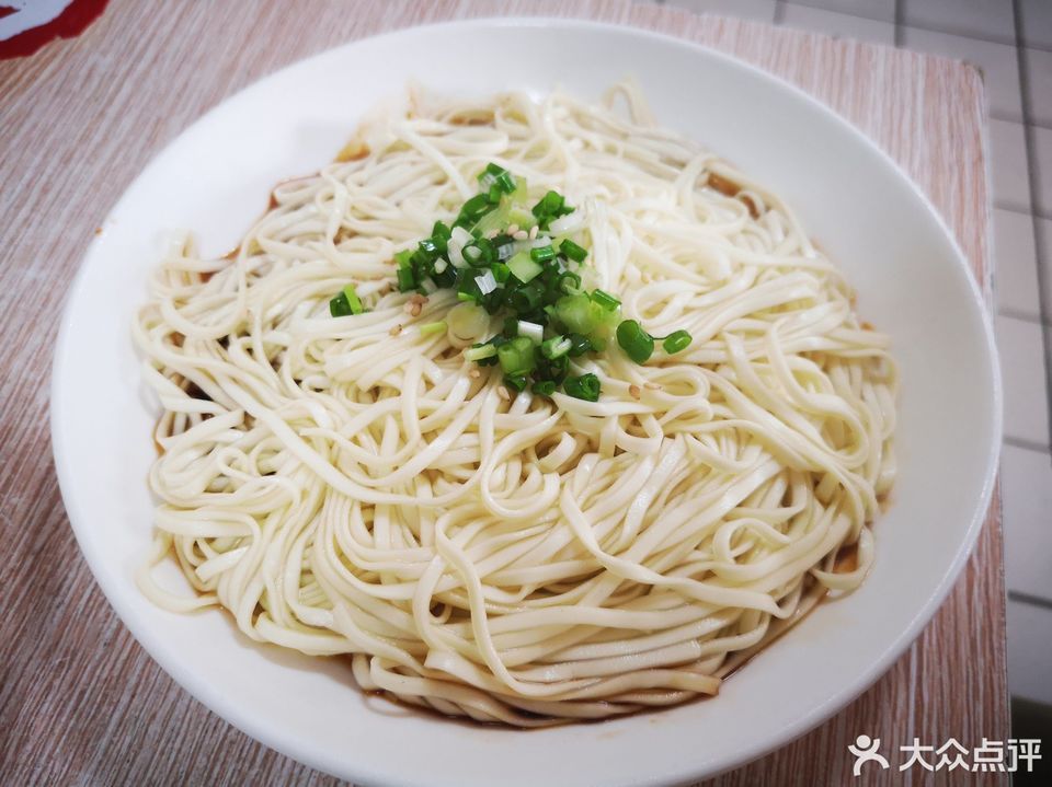 江岸小味位于南平市延平区玉屏东路 标签:餐馆餐饮快餐中餐