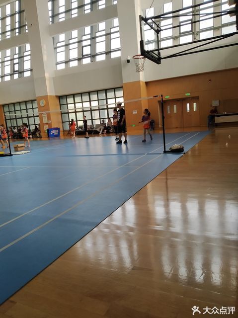 河西区东海街道珠江道25号天津财经大学北区标签:推荐菜:分类:体育馆