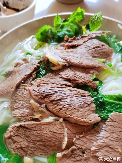 清汤牛肉米线图片