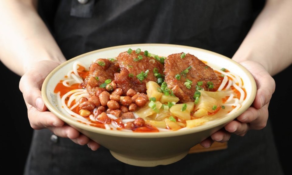 hka1香港阿一猪扒酸辣米线