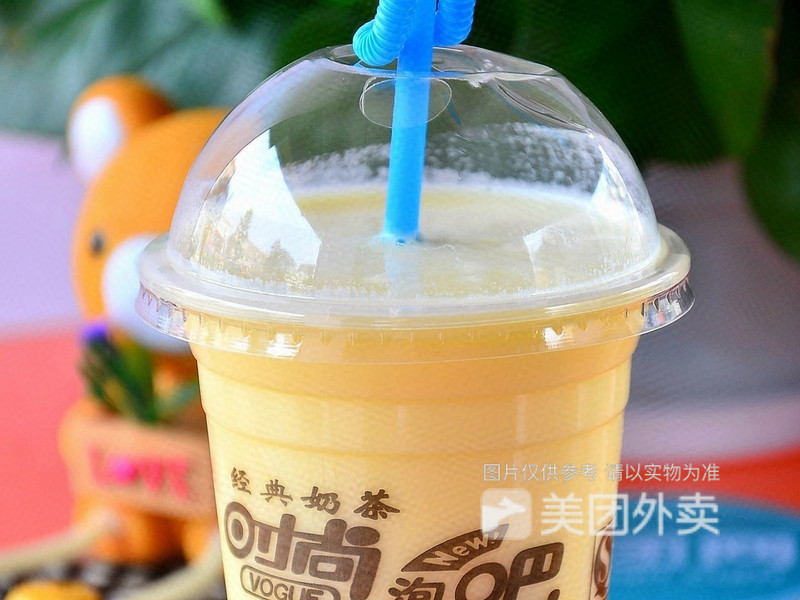 草莓奶茶推荐菜:卡c诺(no:186店)位于昆明市西山区福兴路昭通天麻火腿