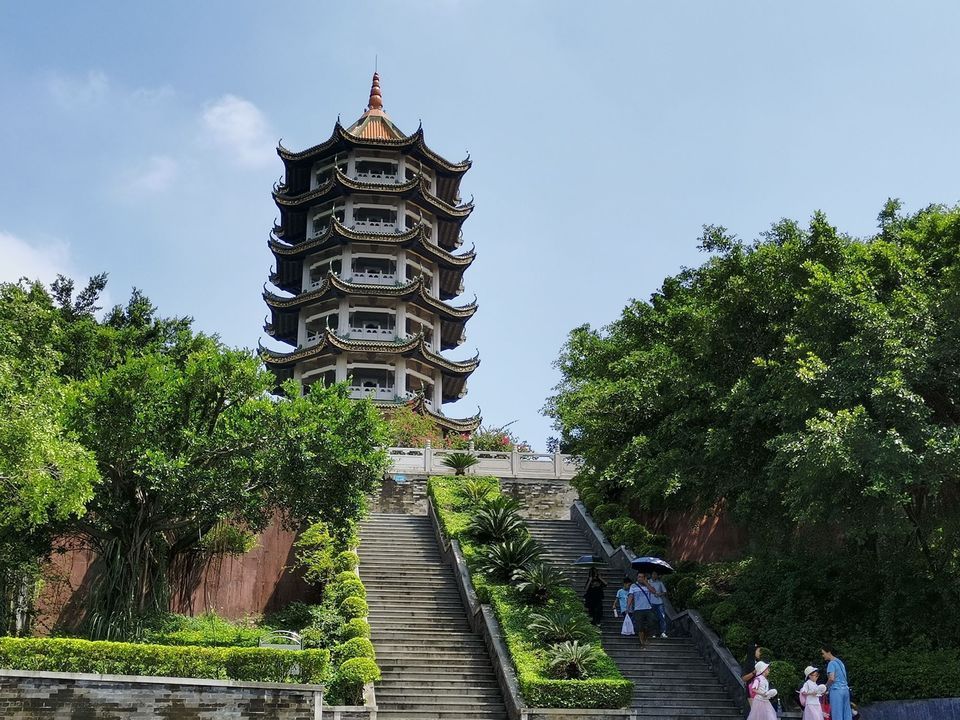 十八罗汉山景区