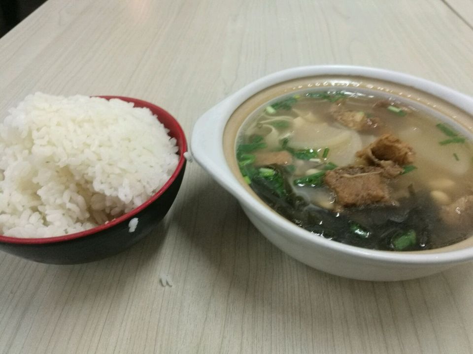 海带排骨饭图片