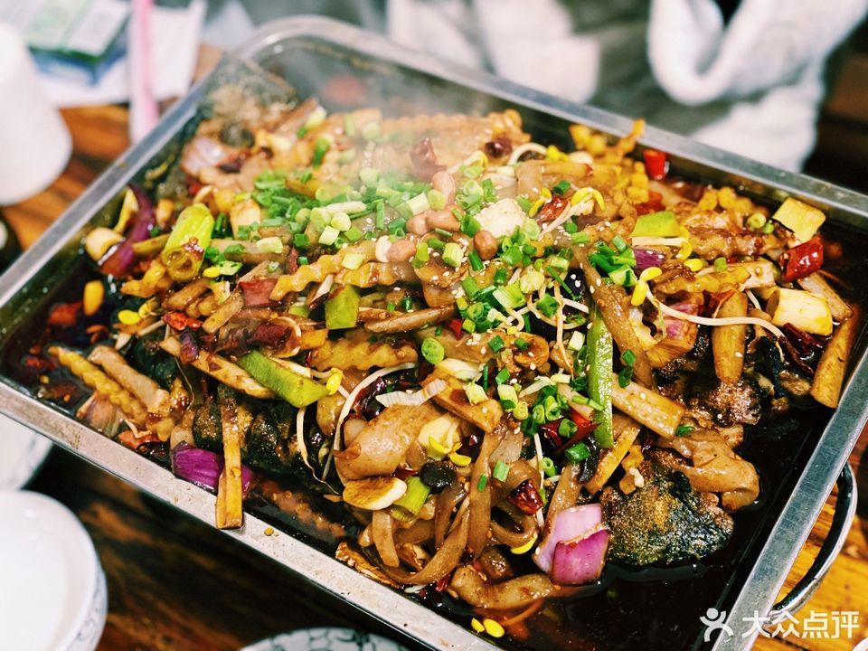 三江烤鱼文华路店