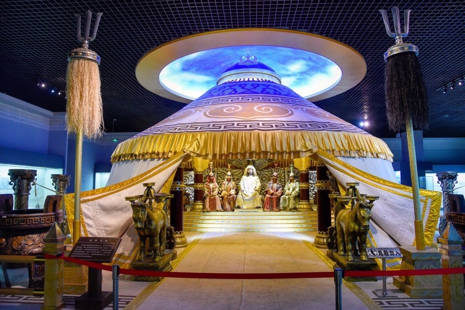 > 满洲里和海拉尔