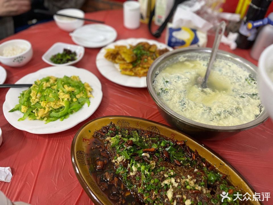 市花溪区漓江路173号推荐菜:苦瓜炒蛋分类:小吃面食;餐饮;小吃快餐