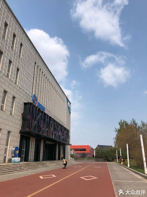 天津生态城动漫园店外