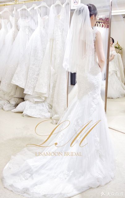 lisamoon礼慕纱婚纱礼服高级定制