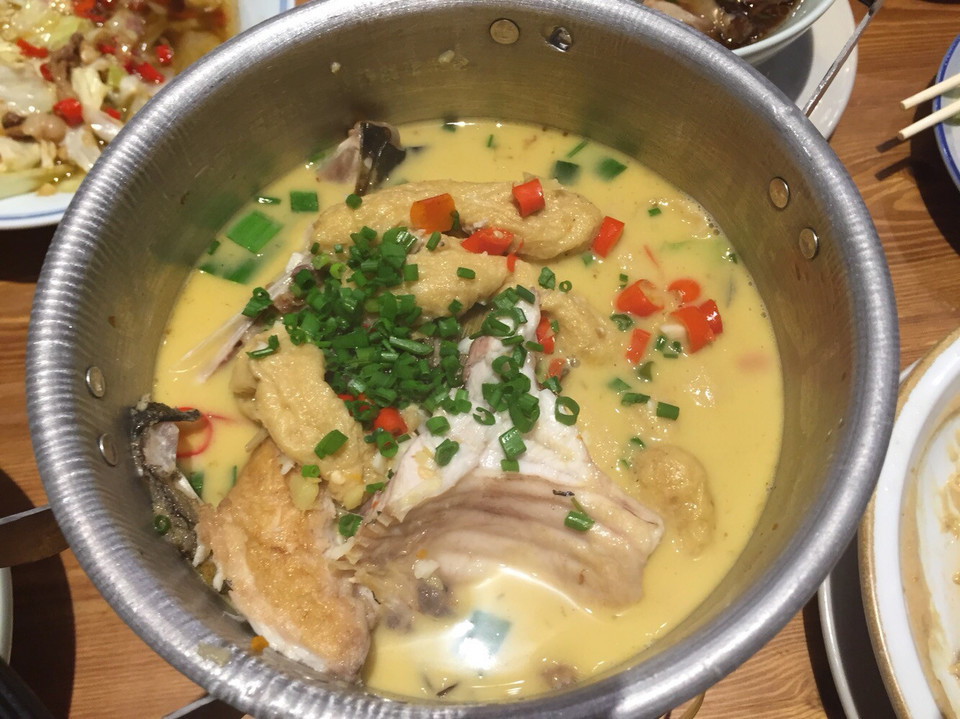 都昌豆冲炖鱼头图片