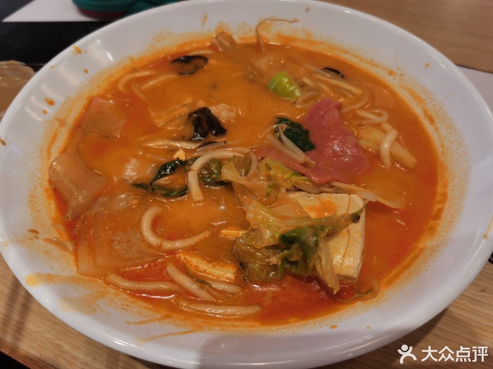 泡椒味的麻辣烫图片