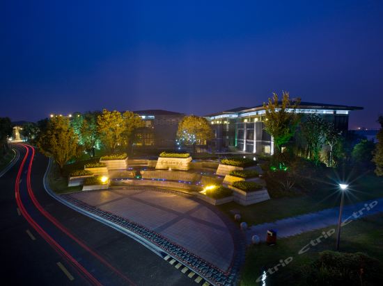 张家港暨阳湖大酒店