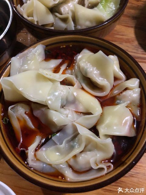 炸酱面推荐菜:瞿家面庄位于达州市达川区达州202省道金华招待所旁