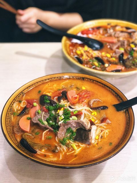 泡椒四鲜米线图片