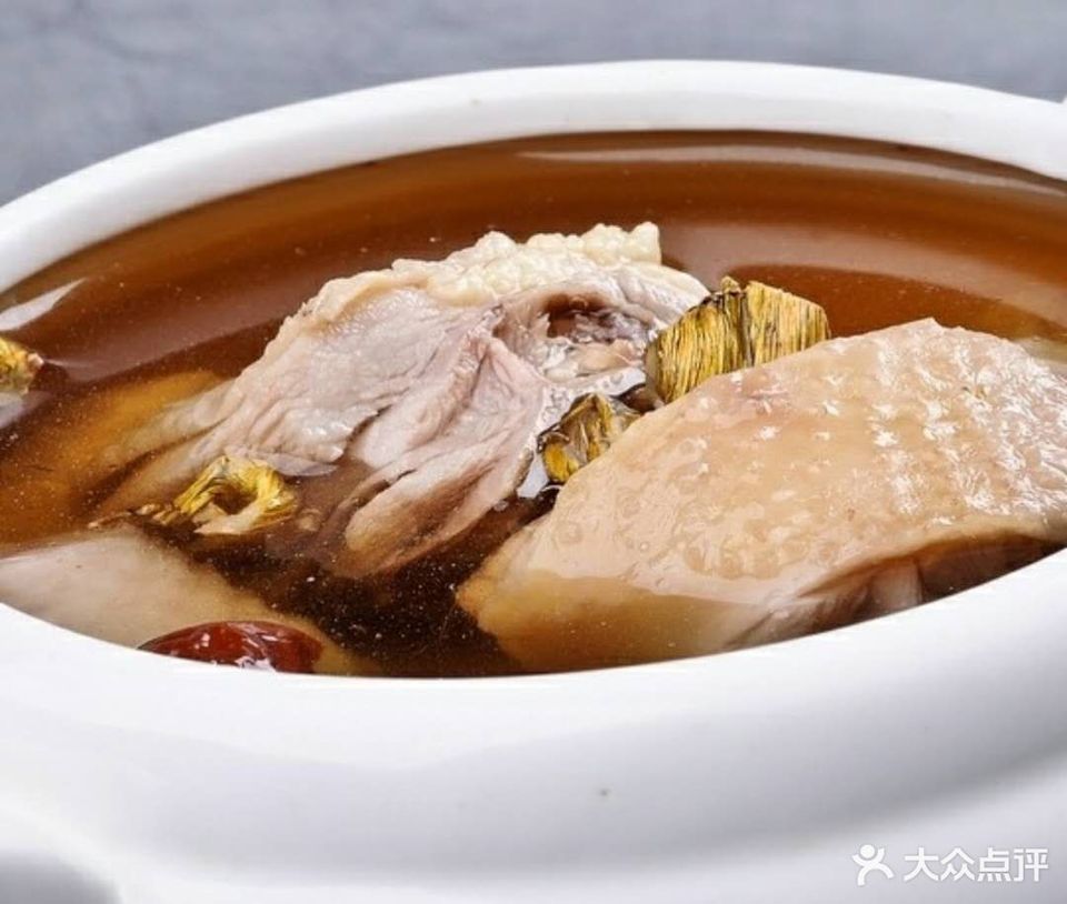 老鸽炖石斛图片