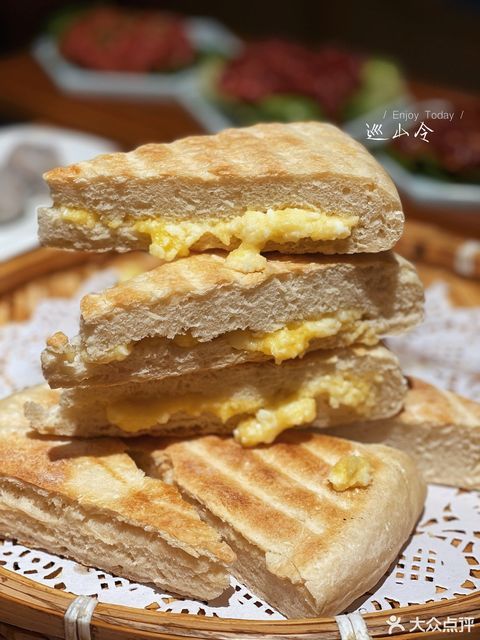 酥油奶渣饼图片