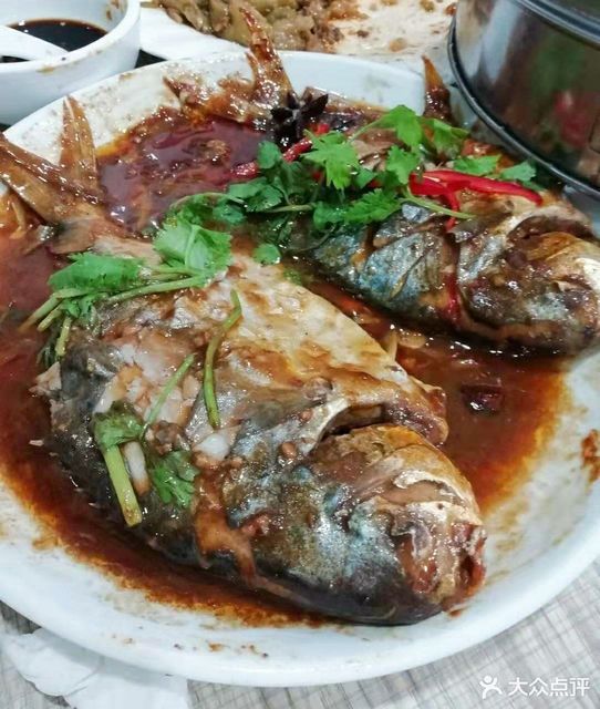 一家炖晶鱼图片
