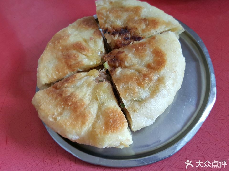 推荐菜:烧鹅仔酸辣粉(刚察路店)位于海北藏族自治州海晏县刚察路66号