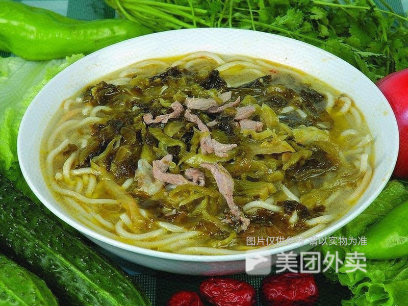 酸菜肉丝刀削面图片