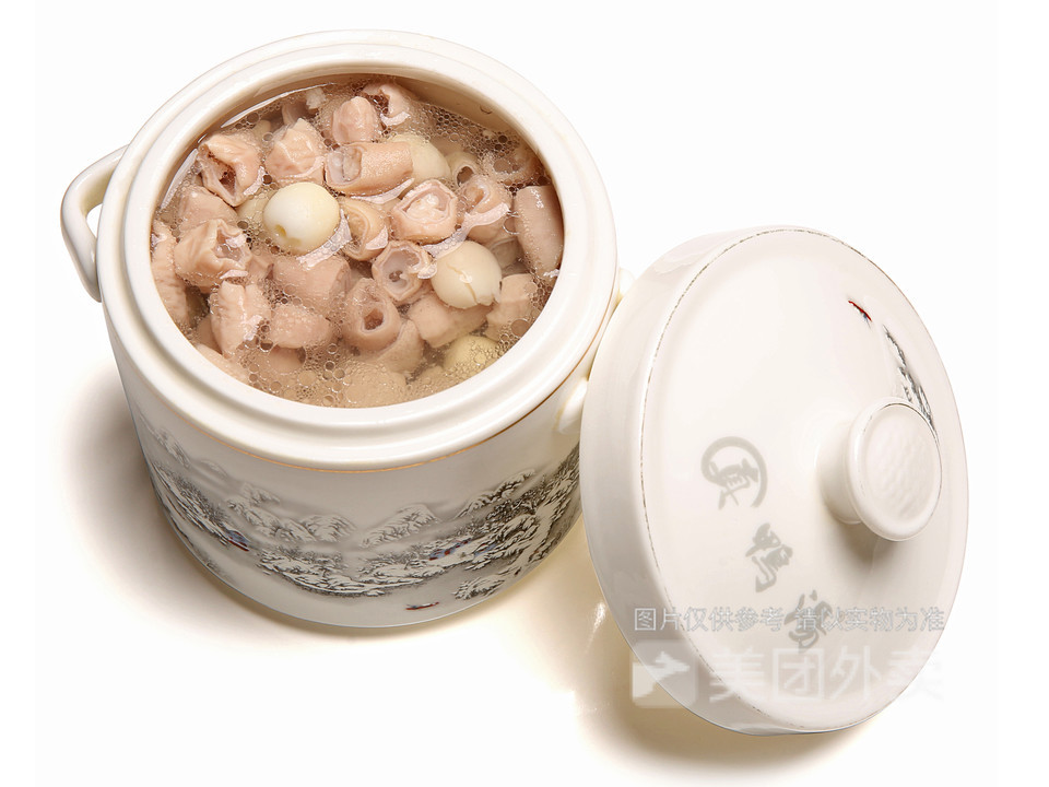 莲子小肠汤煮手工线面图片