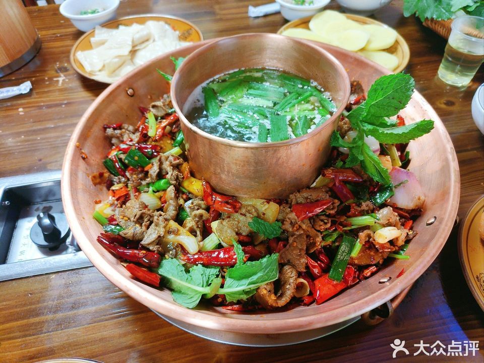 盘州铜锅牛肉