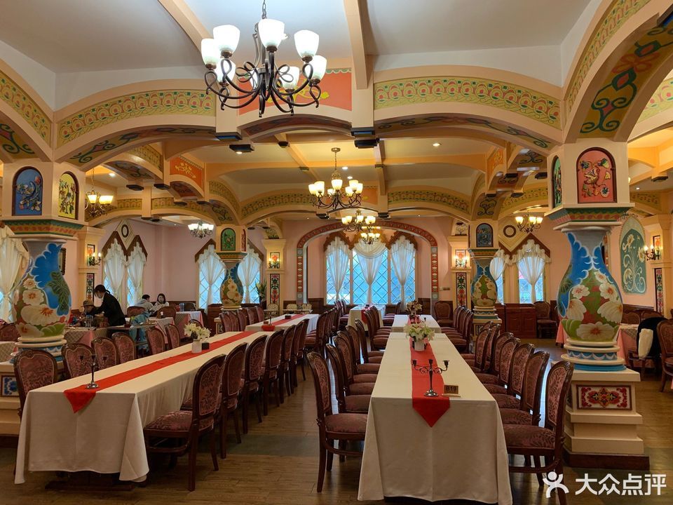 伏尔加庄园金环西餐厅