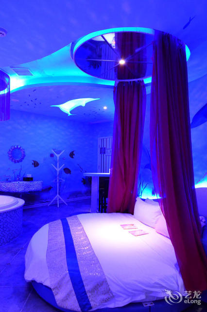 热恋概念主题酒店