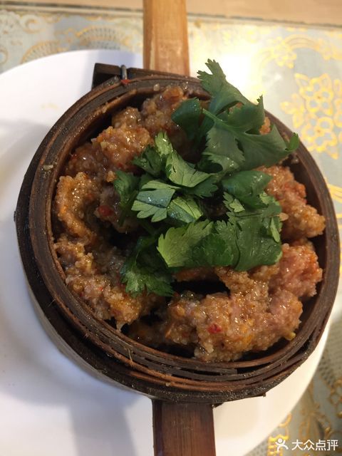 推荐菜:武隆碗碗羊肉馆位于重庆市渝中区华一路33号