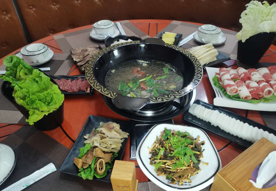 【金州小黄牛全牛宴】金州小黄牛全牛宴电话_金州小黄牛全牛宴怎么样