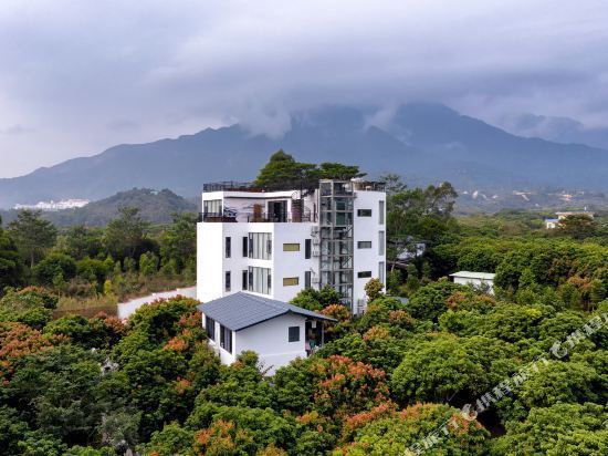 在哪儿):惠州市博罗县长宁镇罗浮山风景区内博罗罗浮山逍遥宫别墅电话