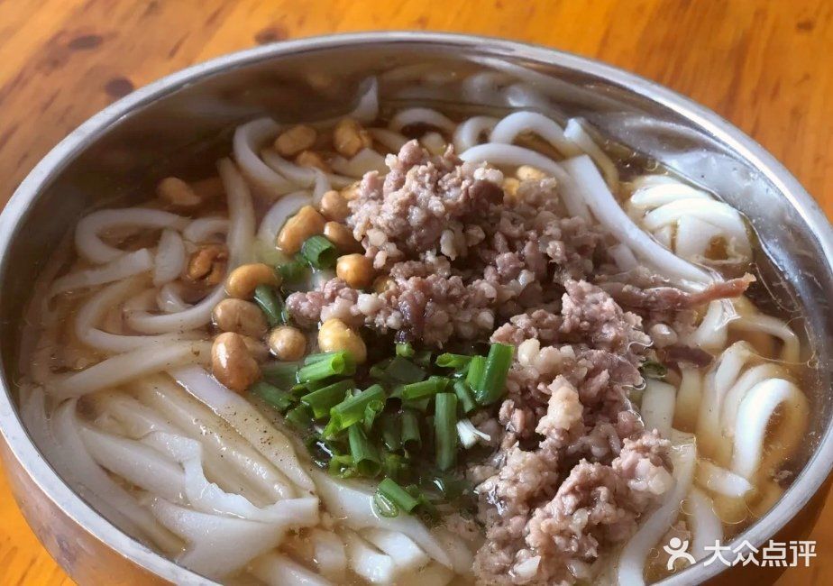 安龙红油剪粉店