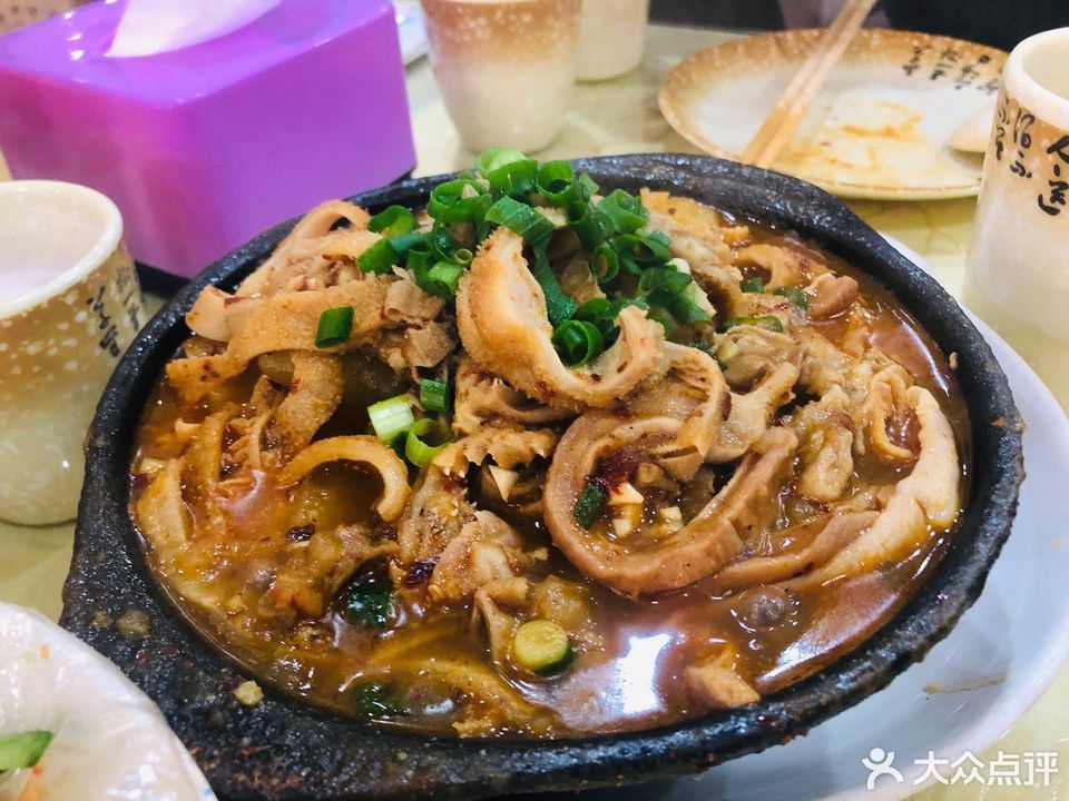 蒙古人砂锅居青年店