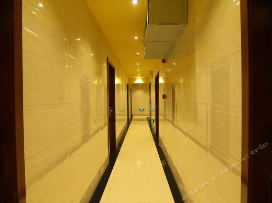 飞宇网络宾馆(淮南田东店)