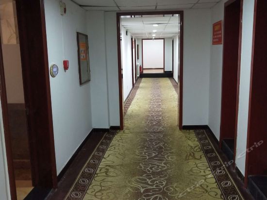     带着女儿游中国:地处天水秦州