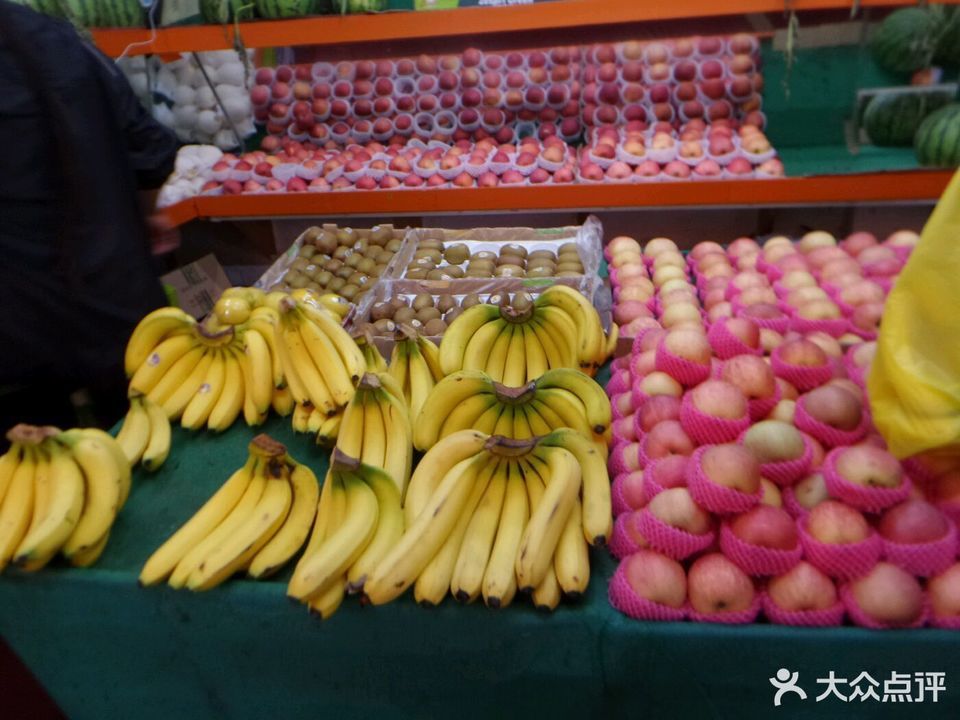 佳佳乐水果大卖场(东靖店)