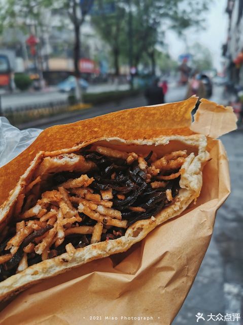                    朱记五香烧饼